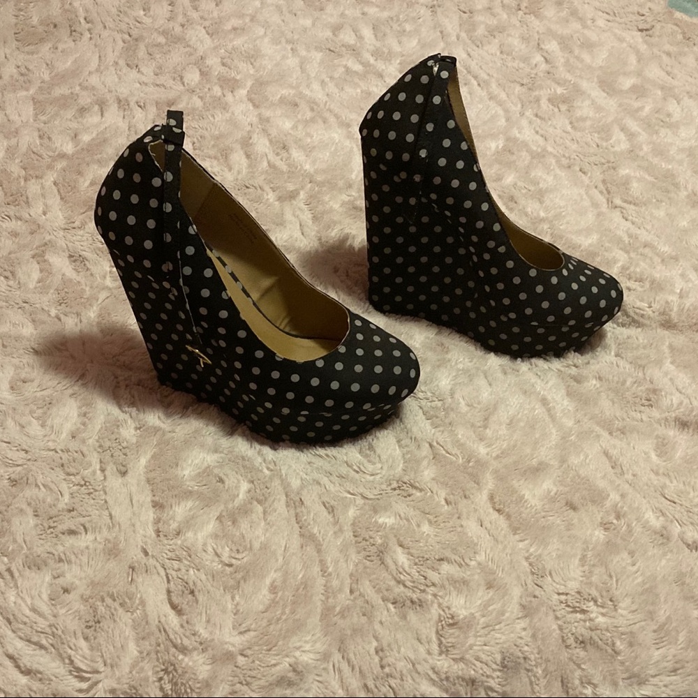 blue and white 5 inch heels